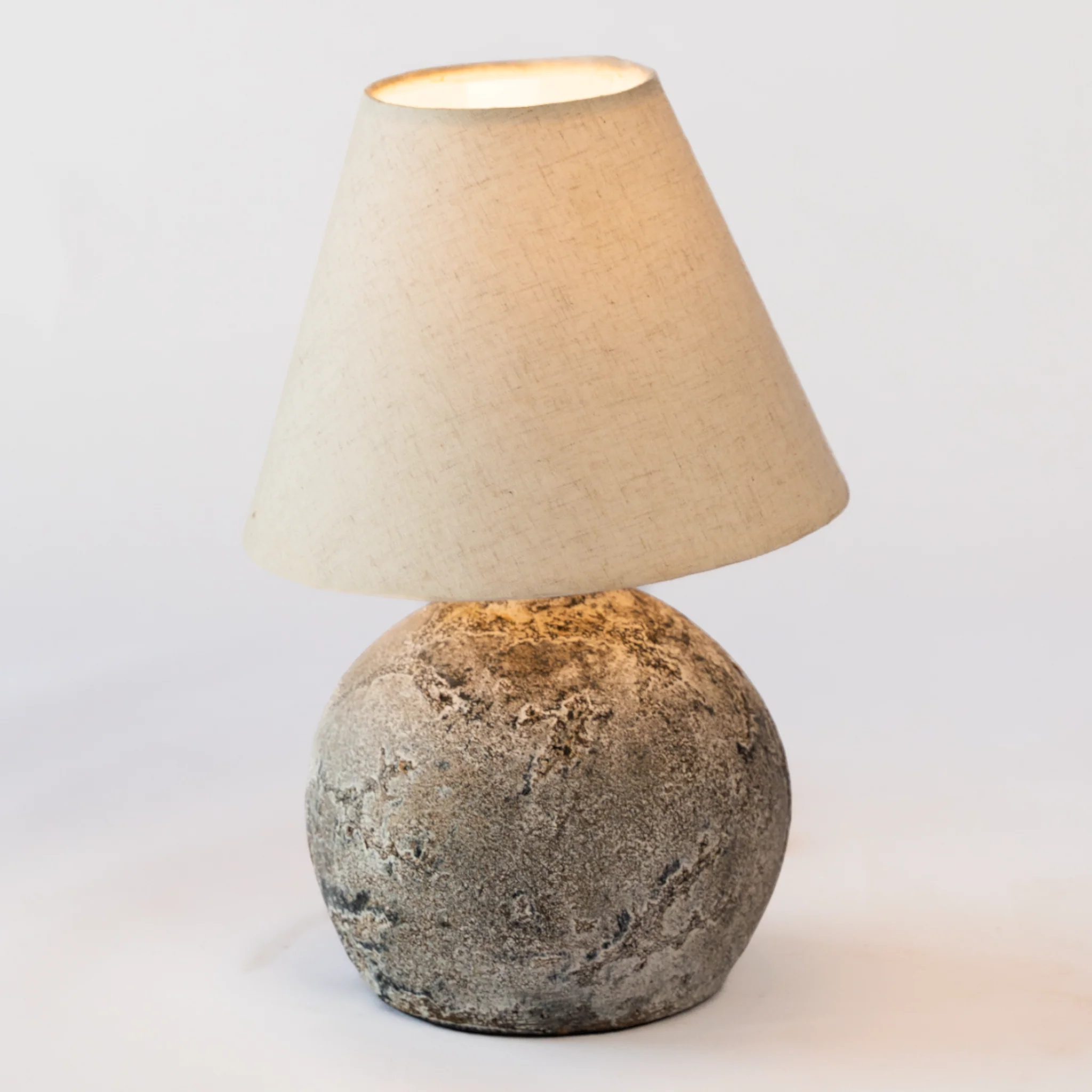 Table Lamp Bola