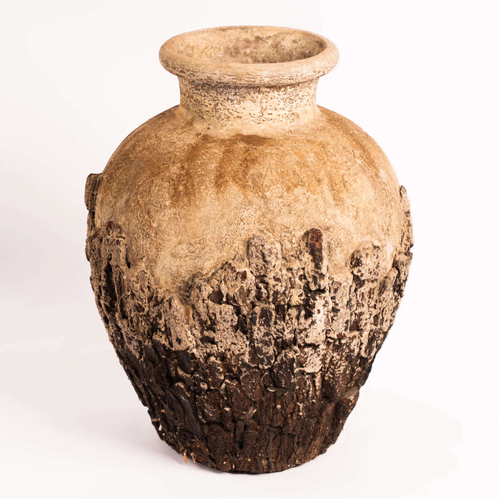 Medium Pottery Guci Anthea