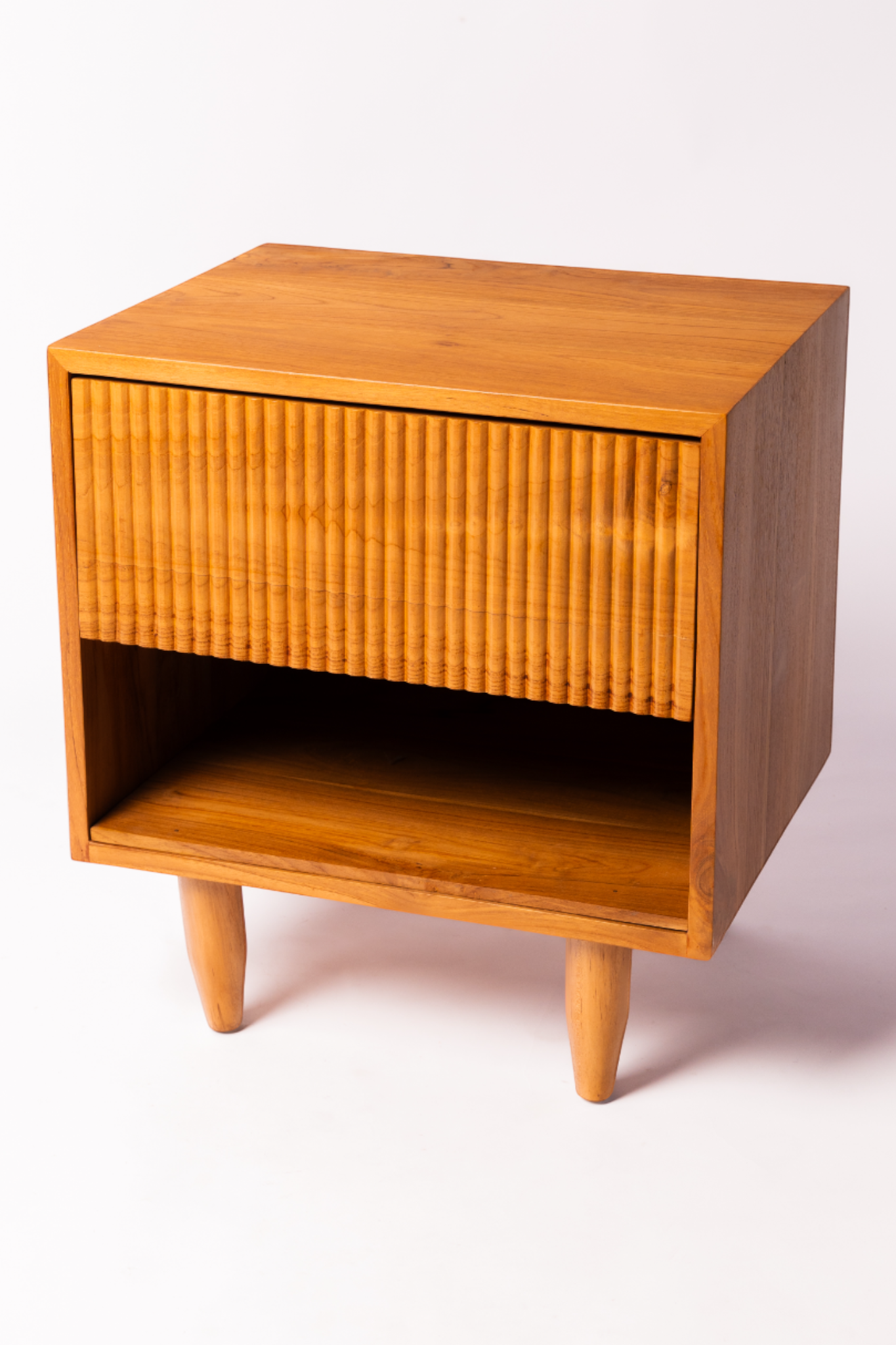 Bedside Table Legundi