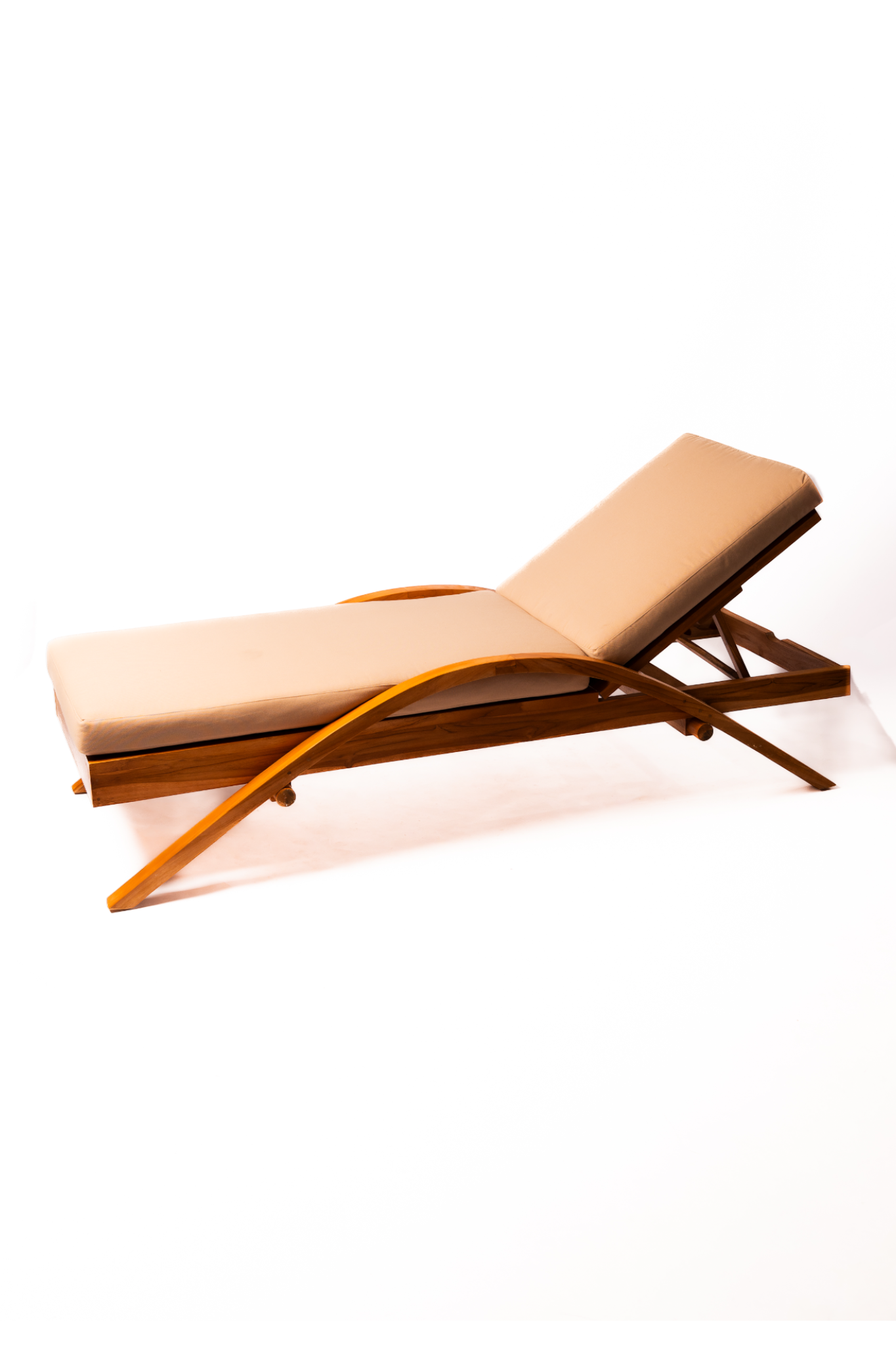 Lounge Chair Kayu Wavy With Matrass