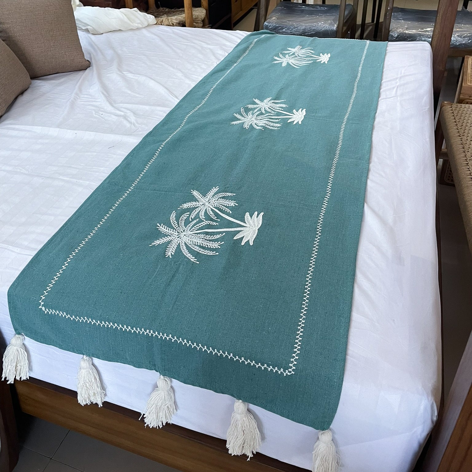 Bed Runner Kelapa Kembar