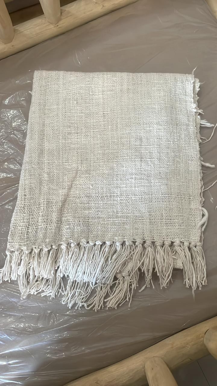 Bed Runner Tumanggal Plain